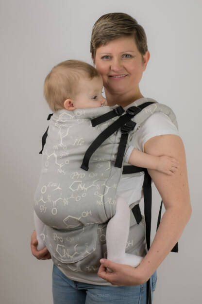 adjustable baby carrier